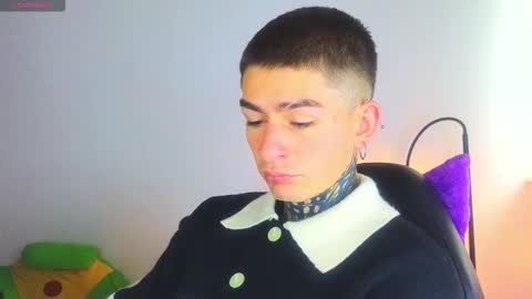 Esteban independent model online show from 25, 2, 2026