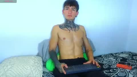 Esteban independent model online show from 24, 7, 2026