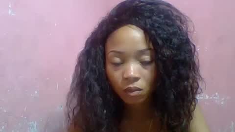 Snapshot of estelah20 chatting on 15, 9, 2025 estelah20 online show from 15, 9, 2025