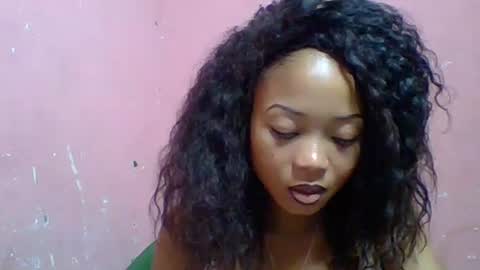 Snapshot of estelah20 chatting on 17, 9, 2025 estelah20 online show from 17, 9, 2025