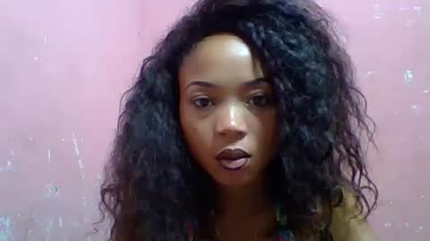 Snapshot of estelah20 chatting on 20, 9, 2025 estelah20 online show from 20, 9, 2025