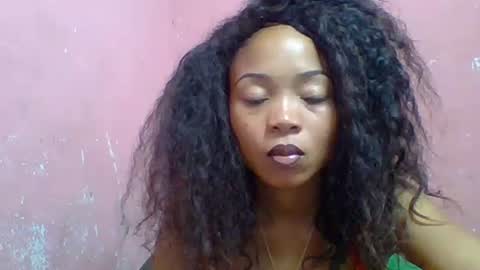 Snapshot of estelah20 chatting on 23, 9, 2025 estelah20 online show from 23, 9, 2025