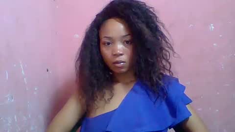 Snapshot of estelah20 chatting on 9, 10, 2025 estelah20 online show from 9, 10, 2025