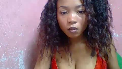 Snapshot of estelah20 chatting on 12, 10, 2025 estelah20 online show from 12, 10, 2025