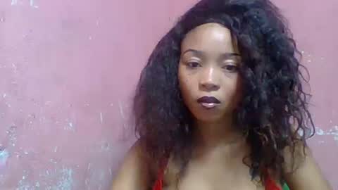 Snapshot of estelah20 chatting on 27, 10, 2025 estelah20 online show from 27, 10, 2025