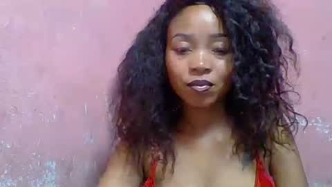 Snapshot of estelah20 chatting on 28, 10, 2025 estelah20 online show from 28, 10, 2025