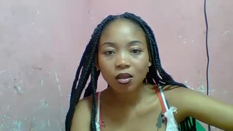 Snapshot of estelah20 chatting on 16, 11, 2025 estelah20 online show from 16, 11, 2025