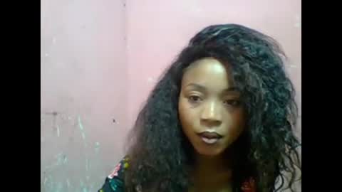 Snapshot of estelah20 chatting on 24, 11, 2025 estelah20 online show from 24, 11, 2025