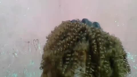 Snapshot of estelah20 chatting on 27, 11, 2025 estelah20 online show from 27, 11, 2025