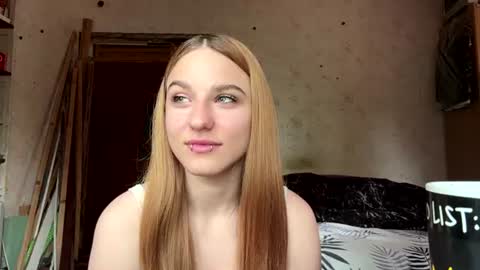 Snapshot of estelaroda chatting on 24, 6, 2026 Rina online show from 24, 6, 2026