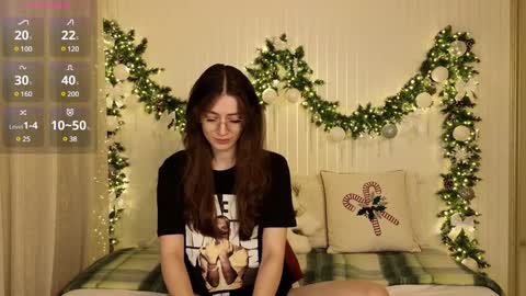 Ester online show from 5, 1, 2025