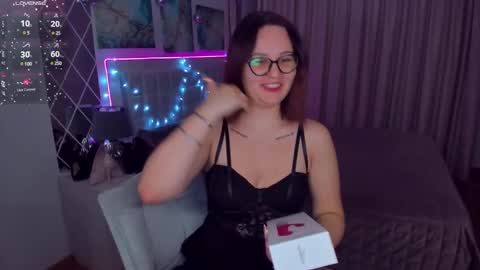 Snapshot of esterkiss chatting on 23, 12, 2024 Odelia online show from 23, 12, 2024