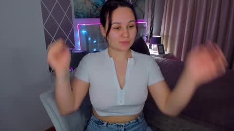 Snapshot of esterkiss chatting on 10, 1, 2025 Odelia online show from 10, 1, 2025