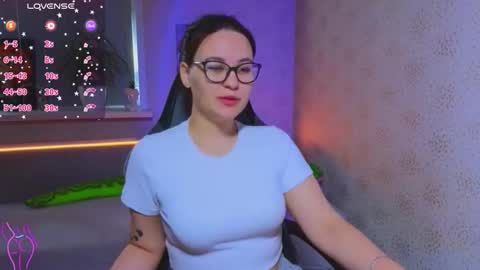 Snapshot of esterplayful chatting on 20, 9, 2025 EsterPlayful online show from 20, 9, 2025