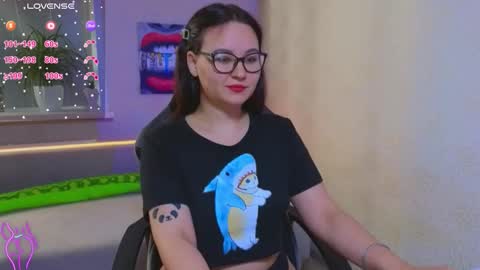 Snapshot of esterplayful chatting on 22, 9, 2025 EsterPlayful online show from 22, 9, 2025