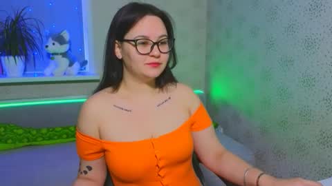 Snapshot of esterplayful chatting on 16, 12, 2025 EsterPlayful online show from 16, 12, 2025