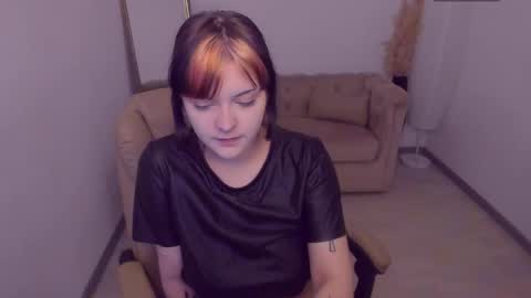 Snapshot of estertwilight chatting on 28, 5, 2026 Ester online show from 28, 5, 2026