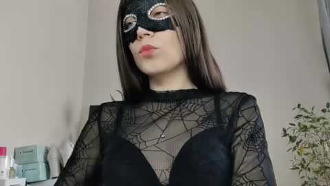 estherphillips online show from 17, 1, 2026