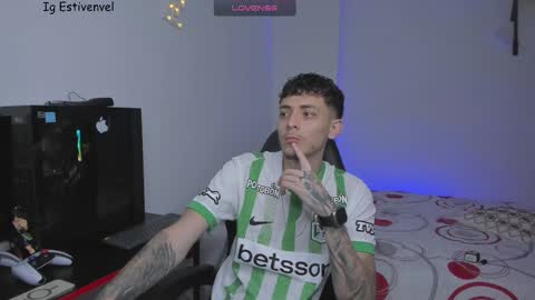 Snapshot of estivenvel chatting on 10, 3, 2026 estivenvel online show from 10, 3, 2026