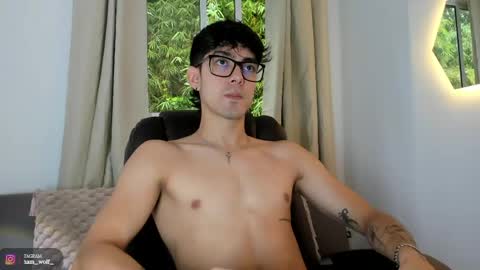 etham_wolf1 online show from 8, 5, 2026