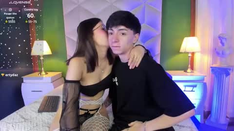 Snapshot of ethan_and_ava chatting on 1, 3, 2025 ethan and ava online show from 1, 3, 2025