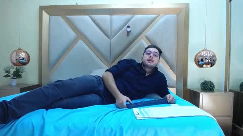 ethan_greys online show from 18, 12, 2025