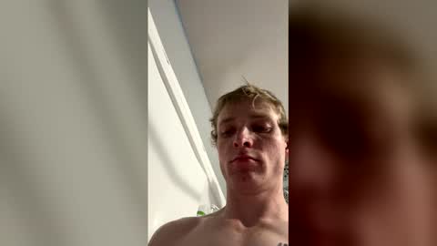 ethanbmx2001 online show from 9, 4, 2026