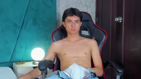 ethanlowell online show from 29, 1, 2025