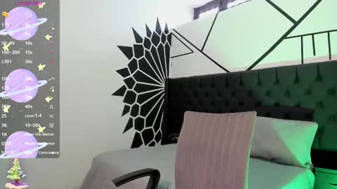 Snapshot of ethantraviis_ chatting on 6, 3, 2025 Ethan online show from 6, 3, 2025