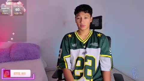 Snapshot of ette_moon chatting on 2, 6, 2026 ette online show from 2, 6, 2026