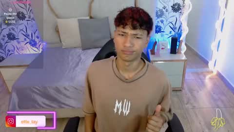 Snapshot of ette_tay chatting on 16, 10, 2025 ette online show from 16, 10, 2025