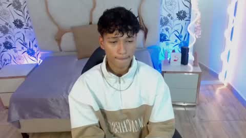 Snapshot of ette_tay chatting on 21, 10, 2025 ette online show from 21, 10, 2025