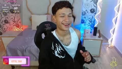 Snapshot of ette_tay chatting on 5, 11, 2025 ette online show from 5, 11, 2025