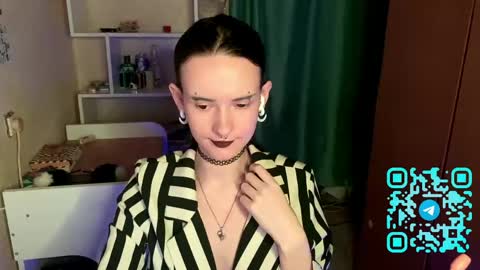 Snapshot of eunabiddlecome chatting on 23, 4, 2026 Kate online show from 23, 4, 2026