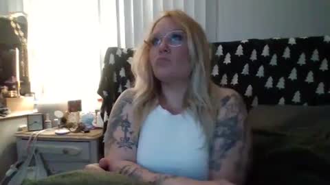 Hunter and Linzzy online show from 21, 2, 2025