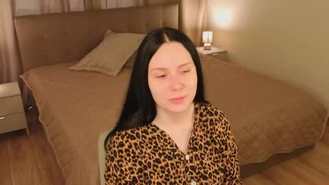 eurasingletary online show from 9, 4, 2026