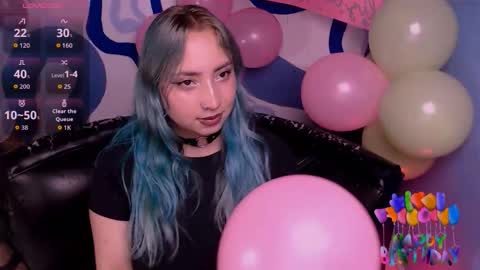 Iris Smile  independent model online show from 8, 1, 2026