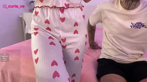 Snapshot of eva_curl chatting on 22, 12, 2024 Hi were Eva and David online show from 22, 12, 2024