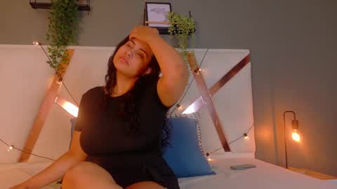EVA DAEMON  online show from 17, 5, 2026
