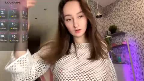 Eva  online show from 11, 10, 2025