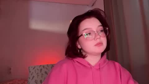 eva_kittenn online show from 5, 2, 2026