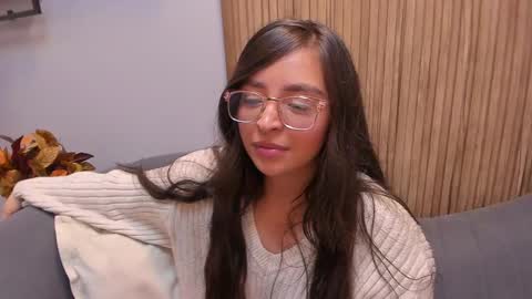 Angelinne online show from 18, 12, 2024