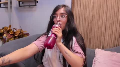 Angelinne online show from 23, 2, 2025