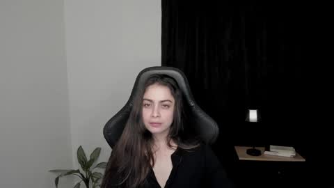 eva_monn online show from 11, 1, 2025