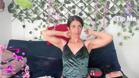 Eva  online show from 19, 12, 2025