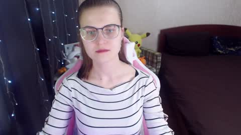 Eva online show from 6, 2, 2025