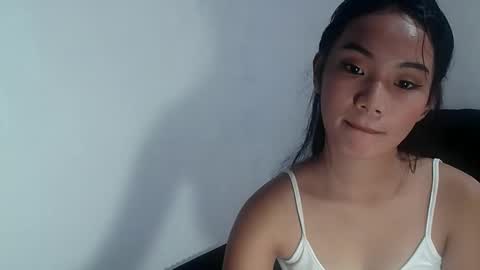 eva_pinay19 online show from 29, 10, 2025