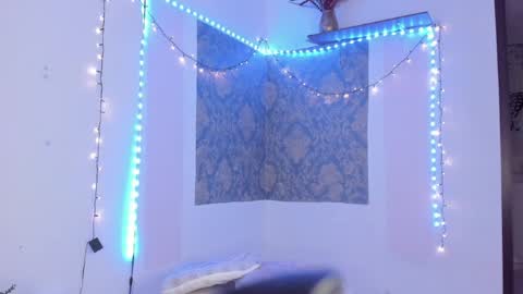 Eva  online show from 7, 4, 2026