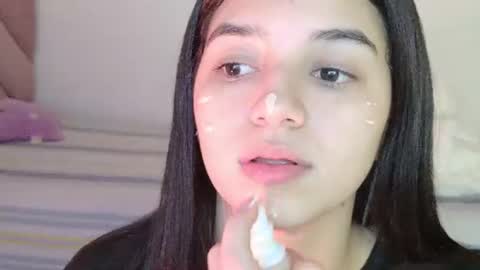 Snapshot of eva_sin18 chatting on 14, 6, 2026 Eva Sin online show from 14, 6, 2026