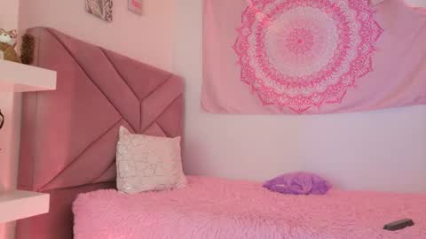 Snapshot of eva_sin18 chatting on 23, 7, 2026 Eva Sin online show from 23, 7, 2026